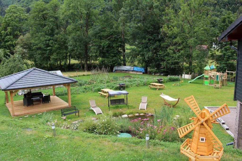 La Ferme De Rochesson, Jacuzzis & Piscine Commune Apartment Exterior photo